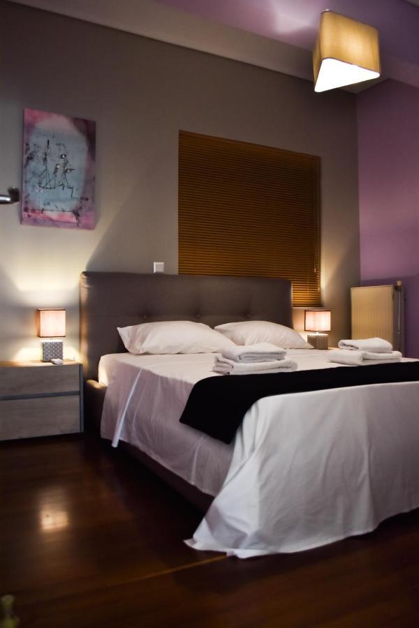 Βright Walled Designed Apt In Glyfada Center 雅典 外观 照片