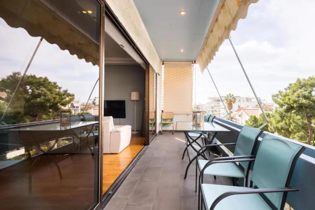 Βright Walled Designed Apt In Glyfada Center 雅典 外观 照片